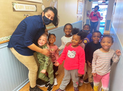 19 Group Photo Shannon And Preschool