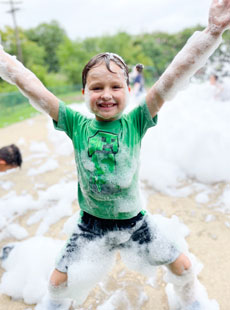 69 Foamtastic Summer Camp Water Play 5 Web