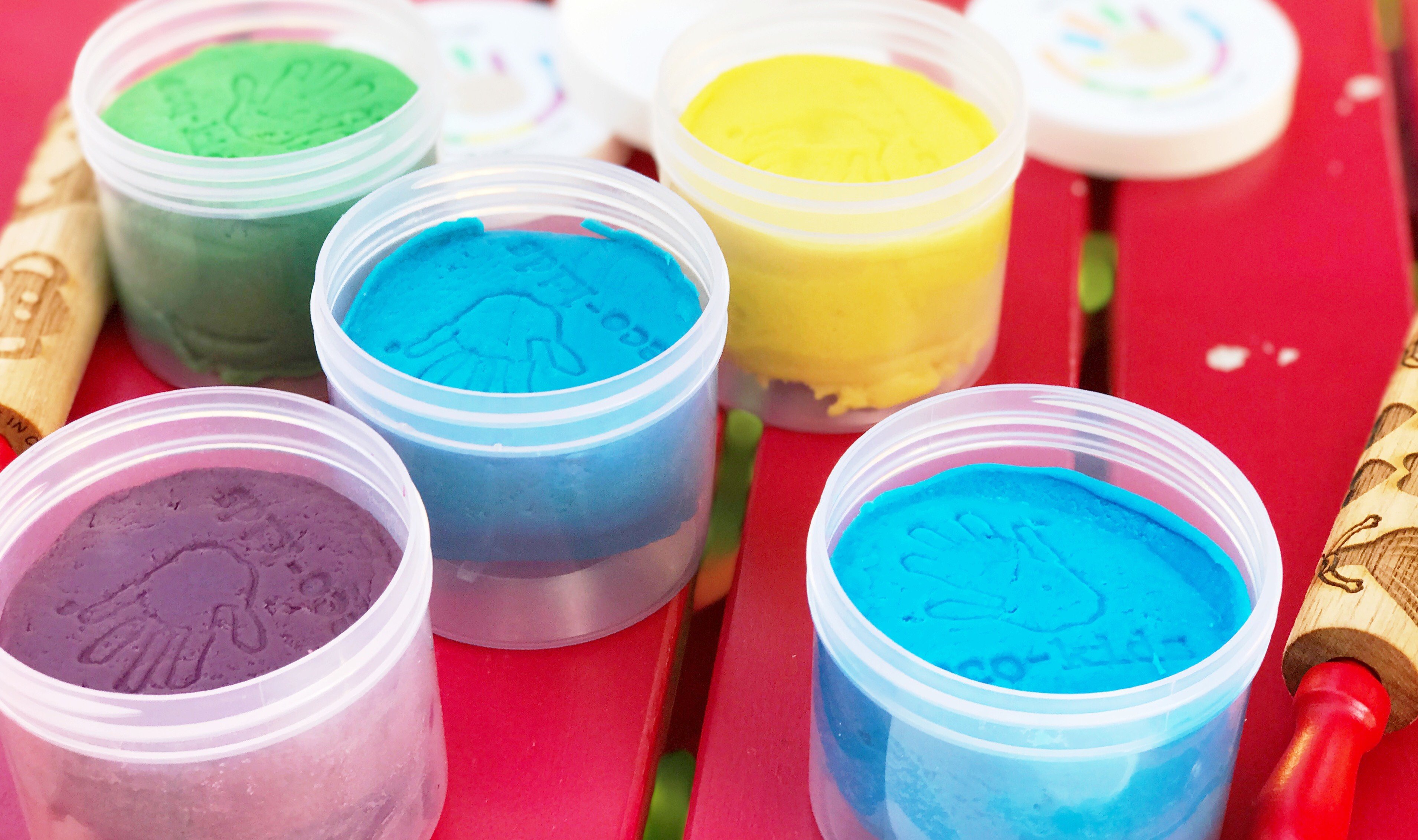 7 Benefits of Playing with Play Dough