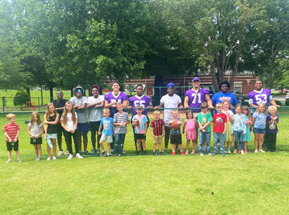 131 Summer Camp Play 360 Cartersville High School Canes Football Players And Kids Web