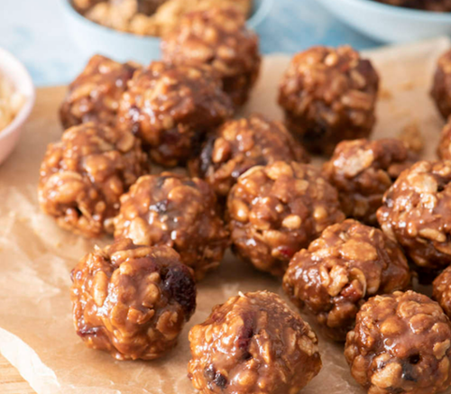 5 Quick & Healthy, Kid-Friendly Summer Snacks Chewy Granola Balls