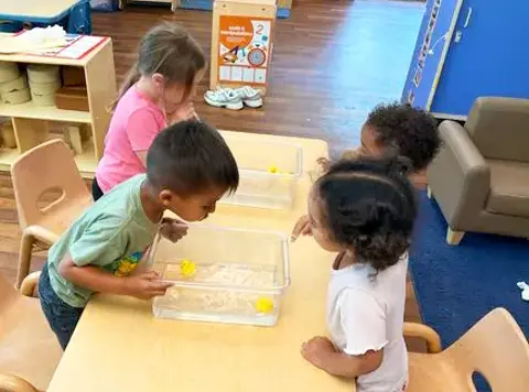 15 Preschooler Duck Race