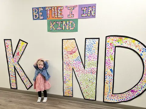217 Show Kindness Web