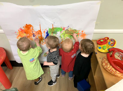 06 Toddler Class Painted A Wall Mural (4) Web