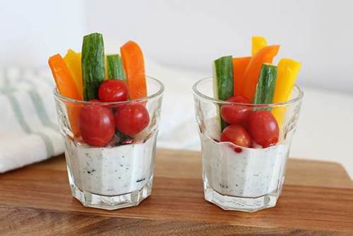 5 Quick & Healthy, Kid-Friendly Summer Snacks Greek Yogurt Veggie Dip