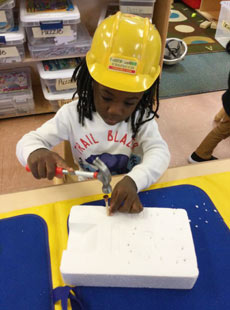 06 Preschoolers In Construction Web