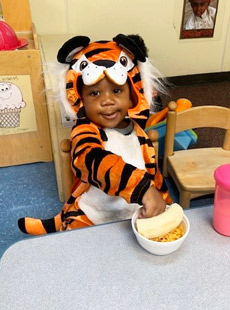 146 Halloween Tony The Tiger Snack Time